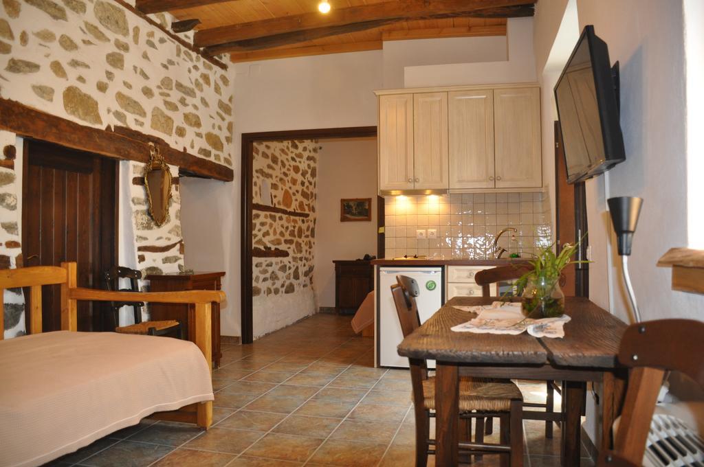 Sabouko Guest House Vizitsa Extérieur photo